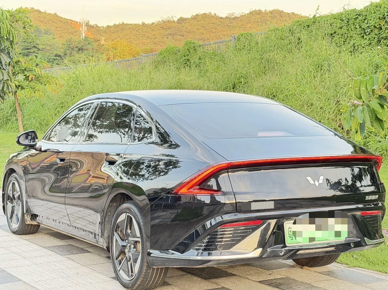 WuLing 2023 Starlight 1.5 150 Advanced Edition Automatic Gear 8