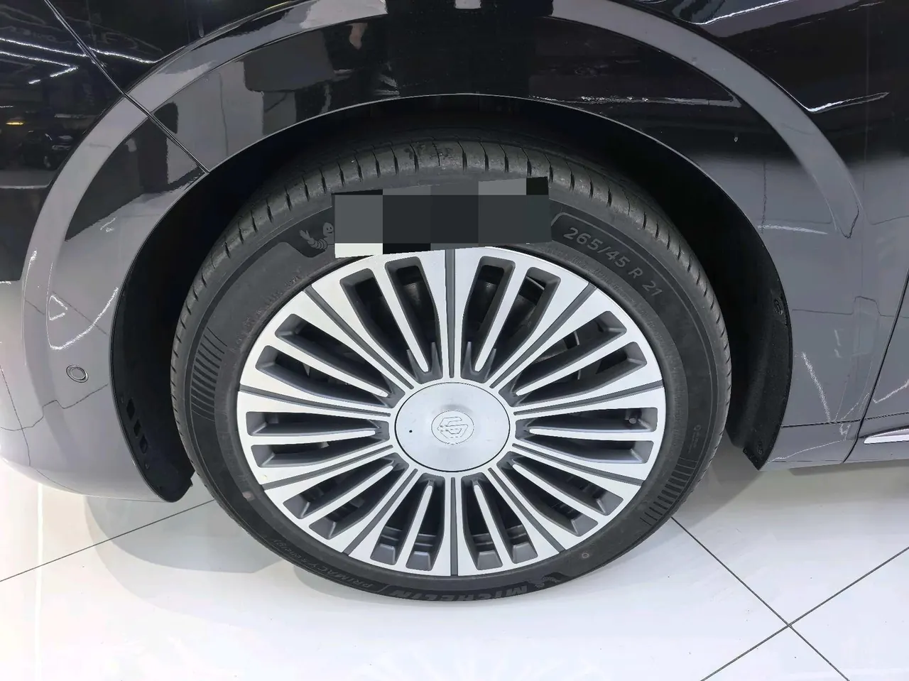 Leapmotor 2026 D 19 620 Zhizun Edition 6-seat Automatic Gear 5