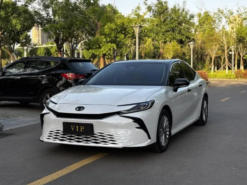 Toyota 2024 Camry 2.0GVP Stepless Deluxe Edition Automatic Transmission - View 1