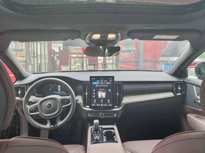 Volvo 2026 S90 48V 2.0T B5 Zhiyi Deluxe Edition Automatic Gear 7