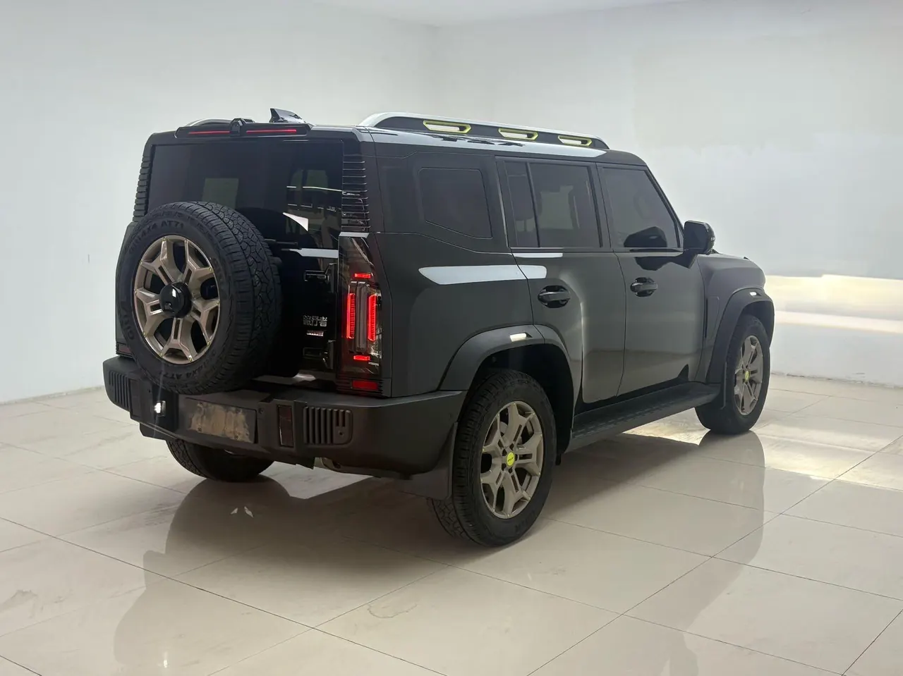Jetour 2023 Traveler 2.0T Four-wheel Drive Conquer PRO Automatic Gear 2