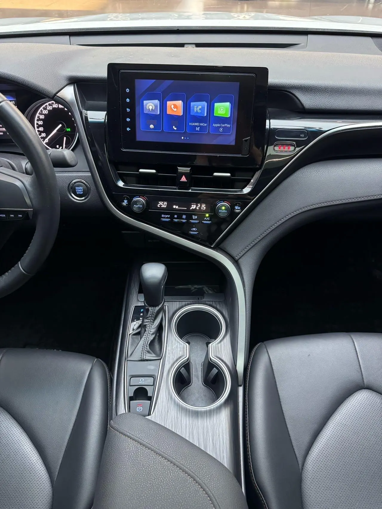 Toyota 2023 Camry 2.0GVP Stepless Leading Edition Automatic Gear 6