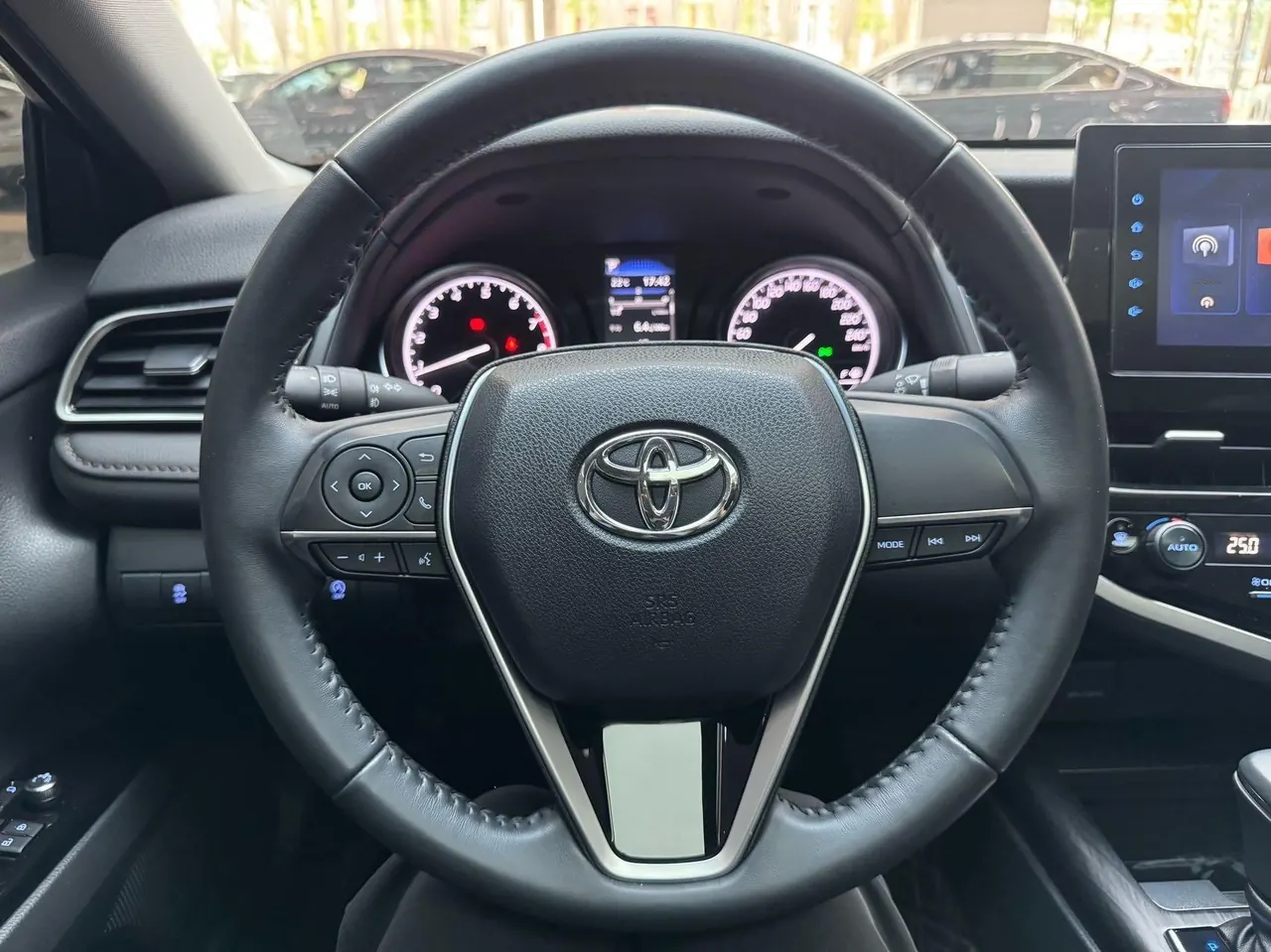 Toyota 2023 Camry 2.0GVP Stepless Leading Edition Automatic Gear 7