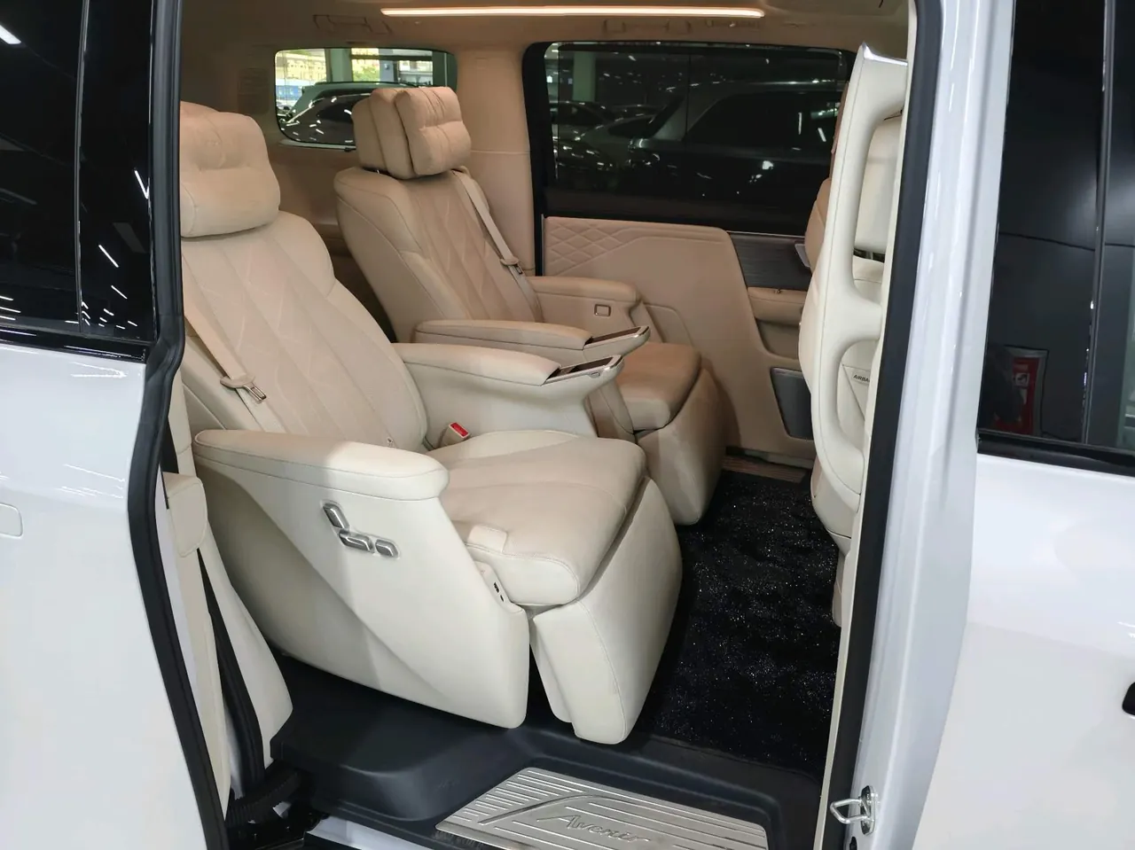 Buick 2026 to the world family 1.5T luxury version of automatic gear 7
