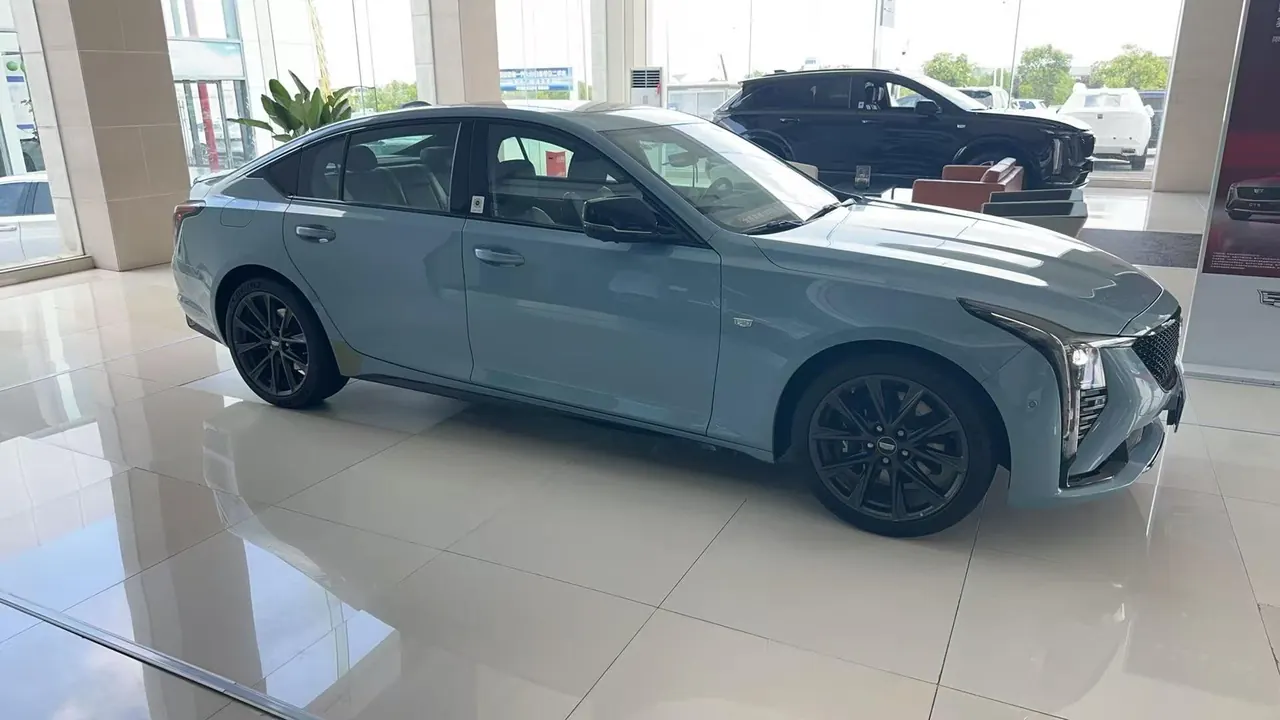Cadillac 2025 CT5 2.0T 28T Track Performance Edition Peak Track Optional Package Automatic Gear 3