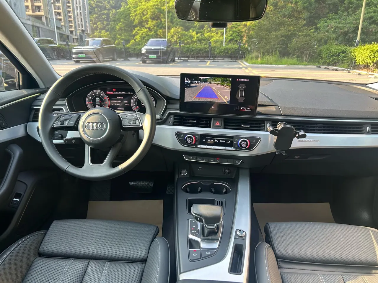 Audi 2020 A4L 2.0TFSI 40TFSI Quattro Deluxe Dynamic Automatic 2