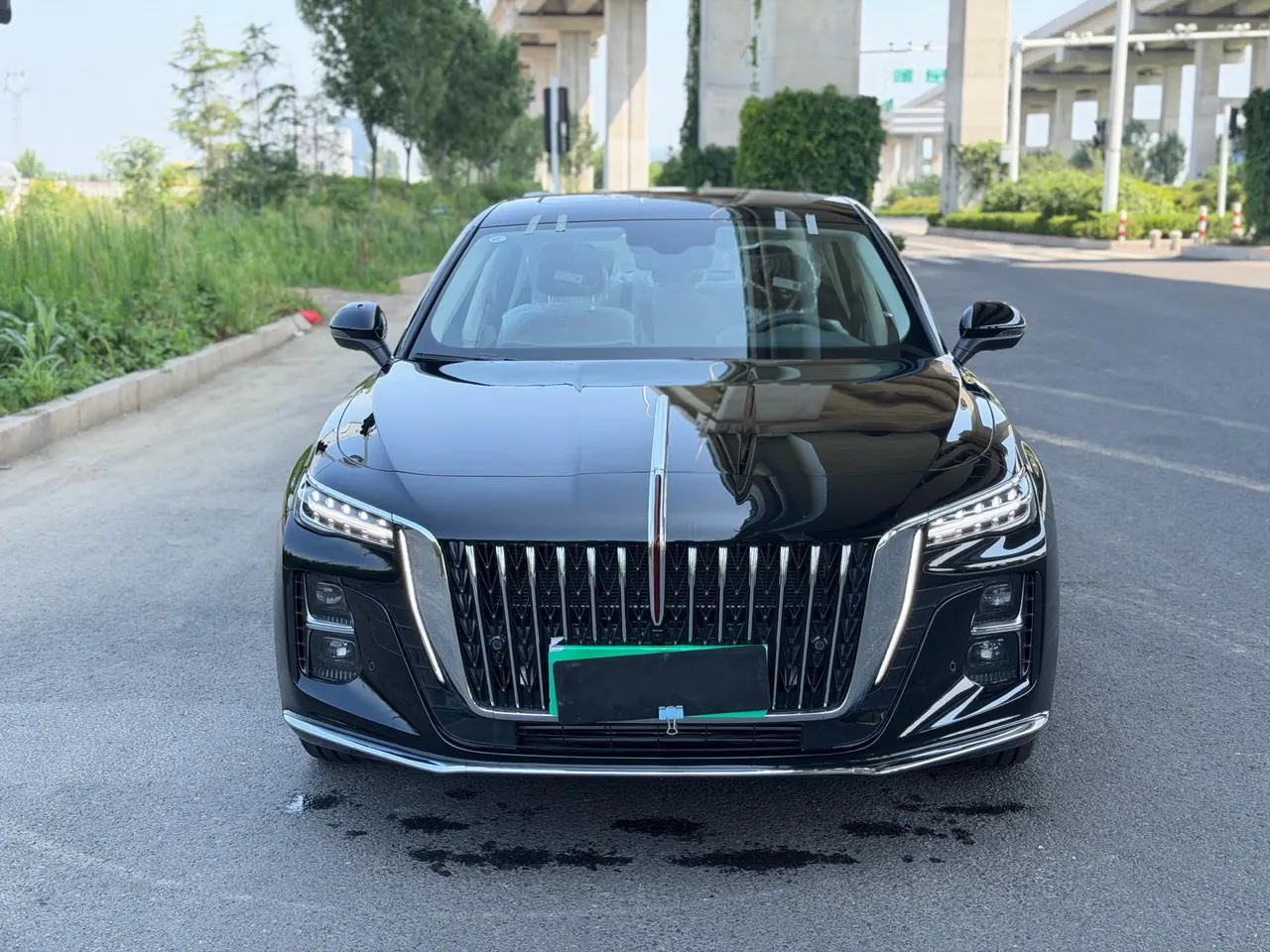 HongQi 2025 H5 1.5T Flag Rhyme 500000 Commemorative Automatic Gear 2