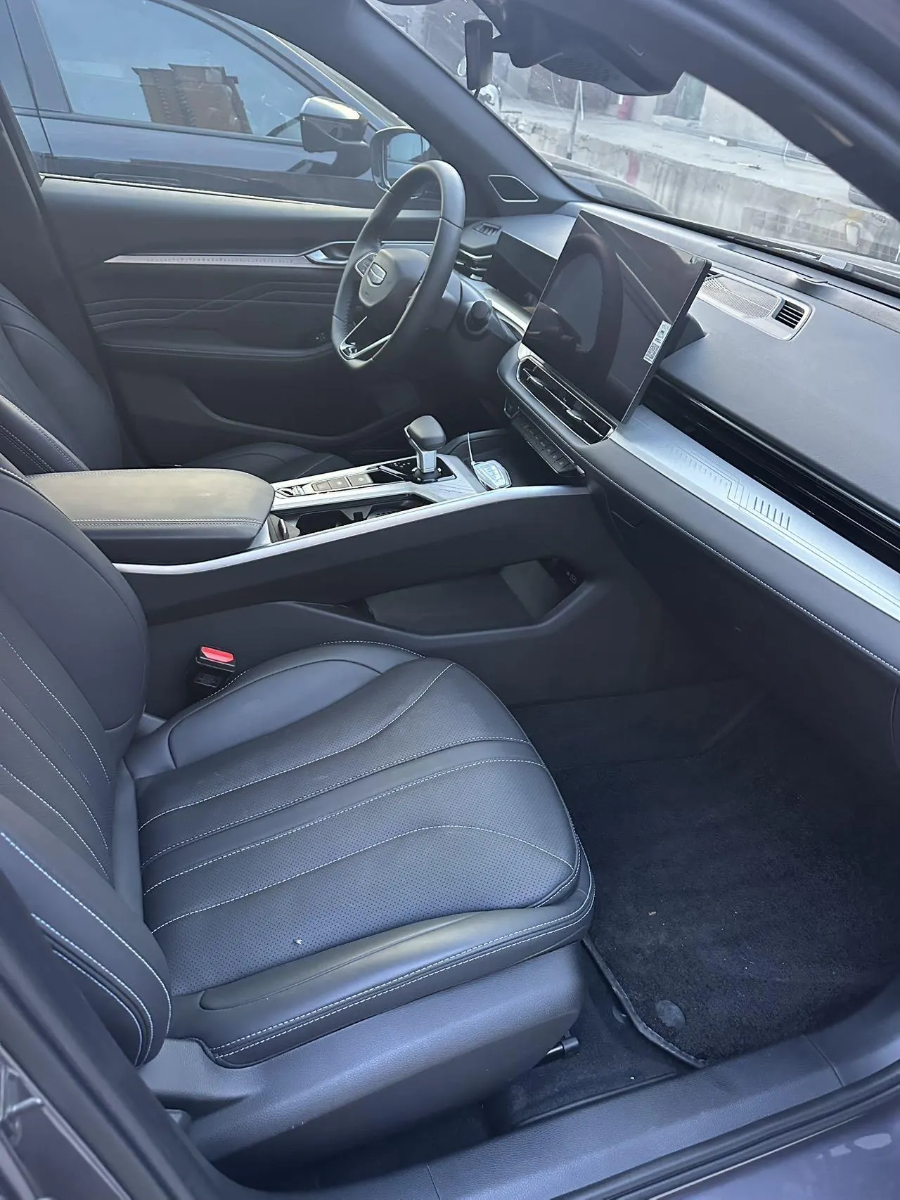 Geely 2025 xingrui 1.5TD oriental obsidian soaring version automatic gear 3