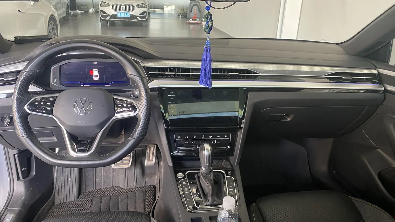 Volkswagen 2023 CC 2.0TSI 380TSI eye-catching automatic gear 6
