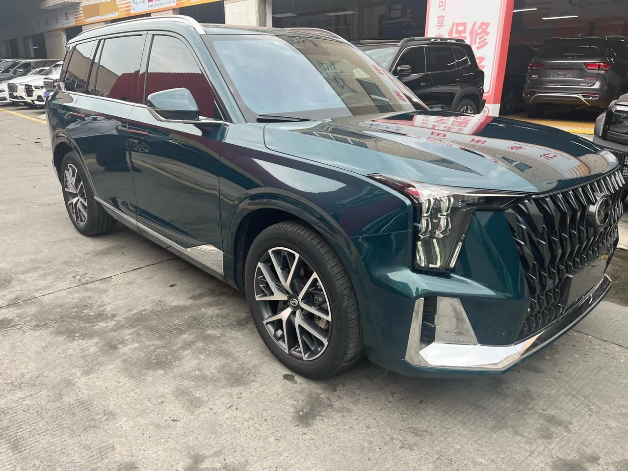 Chuanqi 2022 GS8 Hybrid 2.0TM Stepless Four-wheel Drive Premium Edition Seven-seat Automatic Gear 3