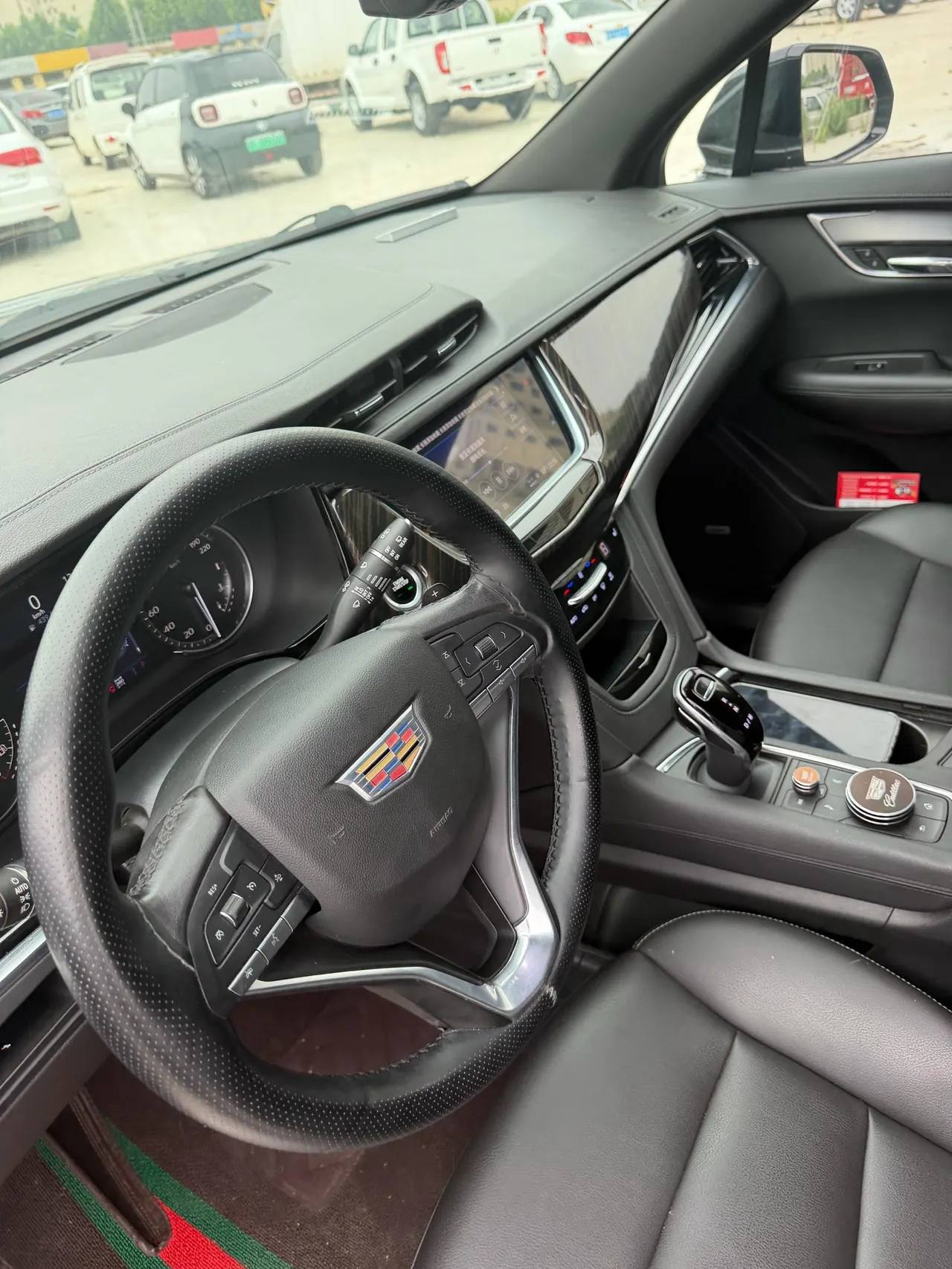 Cadillac 2021 XT6 2.0T 28T 6-seat four-wheel drive fashion automatic gear 5