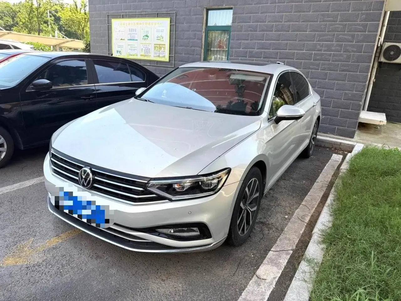 Открыть галерею: Volkswagen 2020 Magotan 2.0TSI 330TSI Leading Automatic