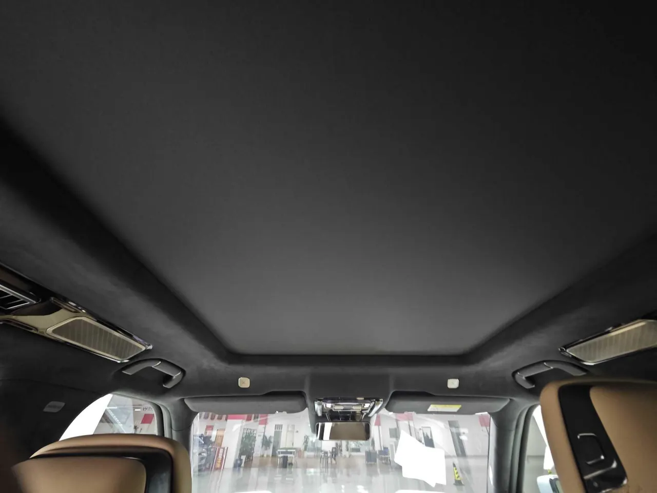 FangChengBao 2025 Leopard 8 2.0T Stepless Zhiyong Flagship Edition 6-seat Automatic Gear 5