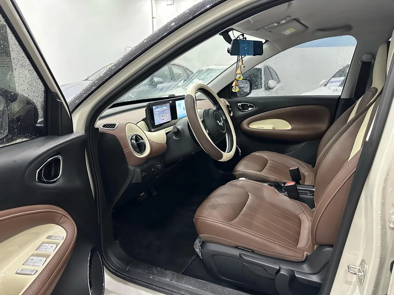WuLing 2024 Plantronics 333km Enjoy Automatic Gear 4