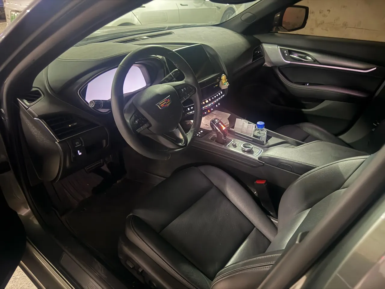 Cadillac 2023 CT5 2.0T 28T Luxury (Standard Edition) Automatic Gear 2