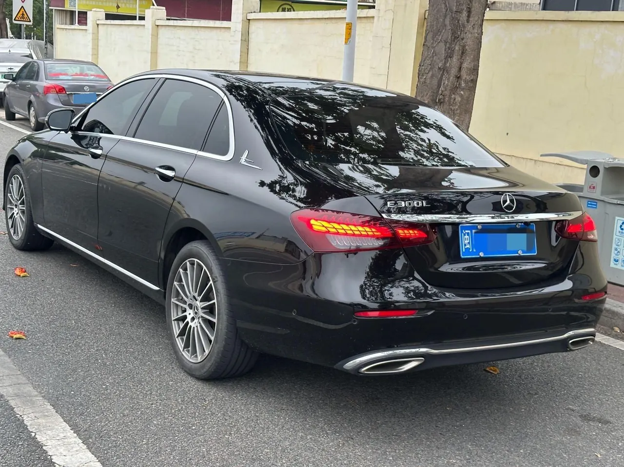 Mercedes Benz E Class 2023 E 260 L 2.0T Automatic 7