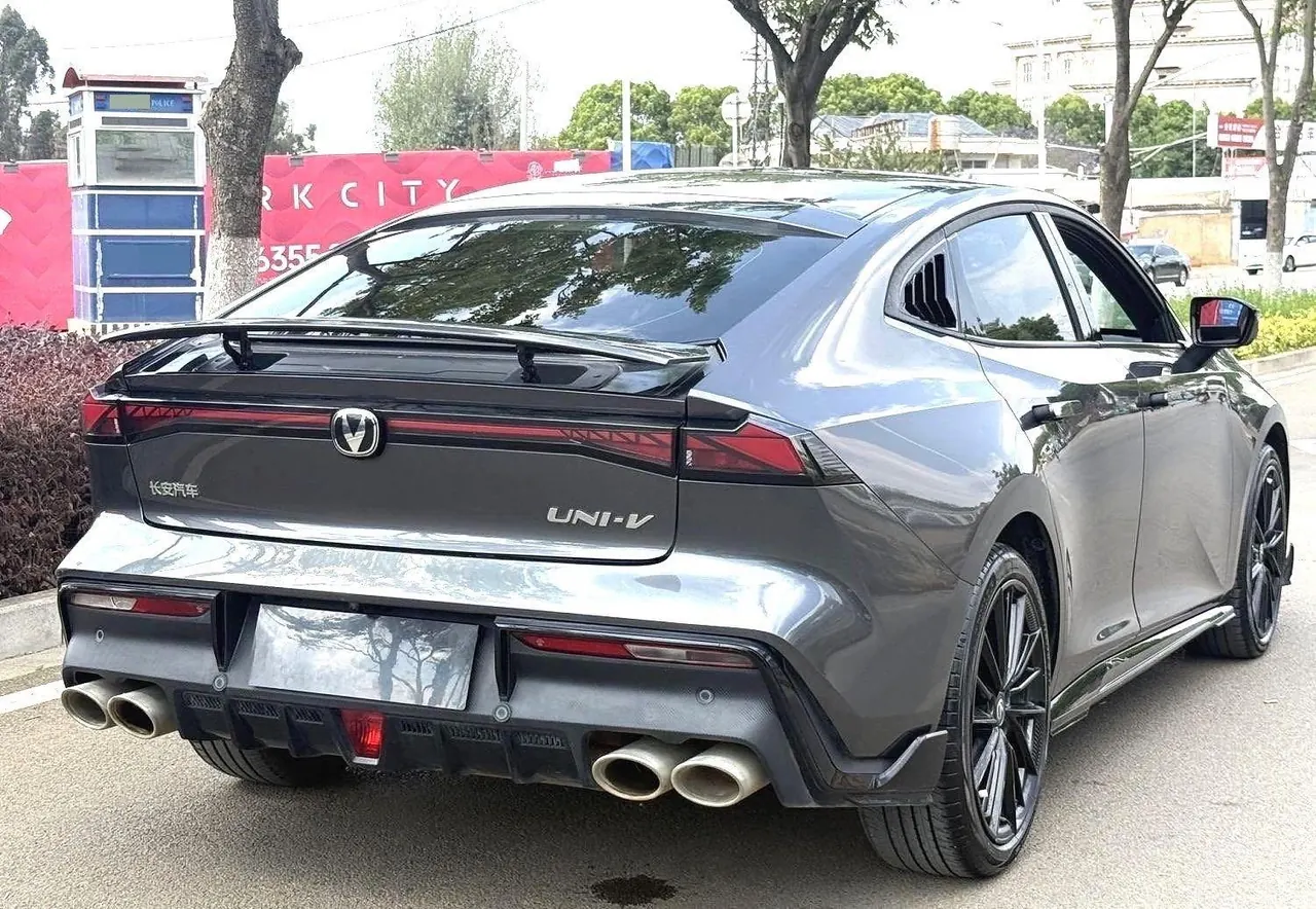 ChangAn 2023 UNI-V 1.5T Sports Edition Automatic 7