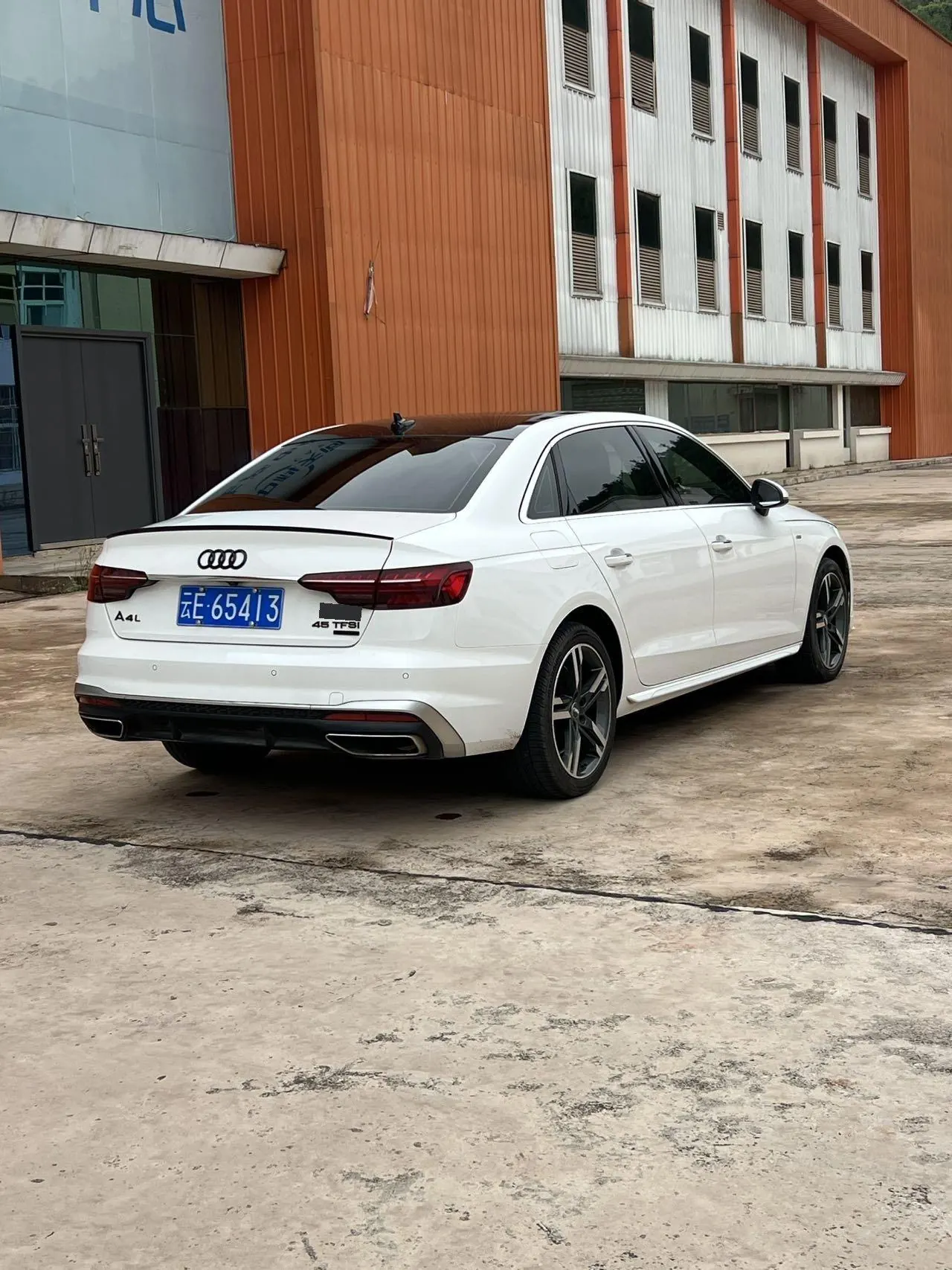 Audi 2020 A4L 2.0TFSI 40TFSI Fashion Dynamic Automatic 4