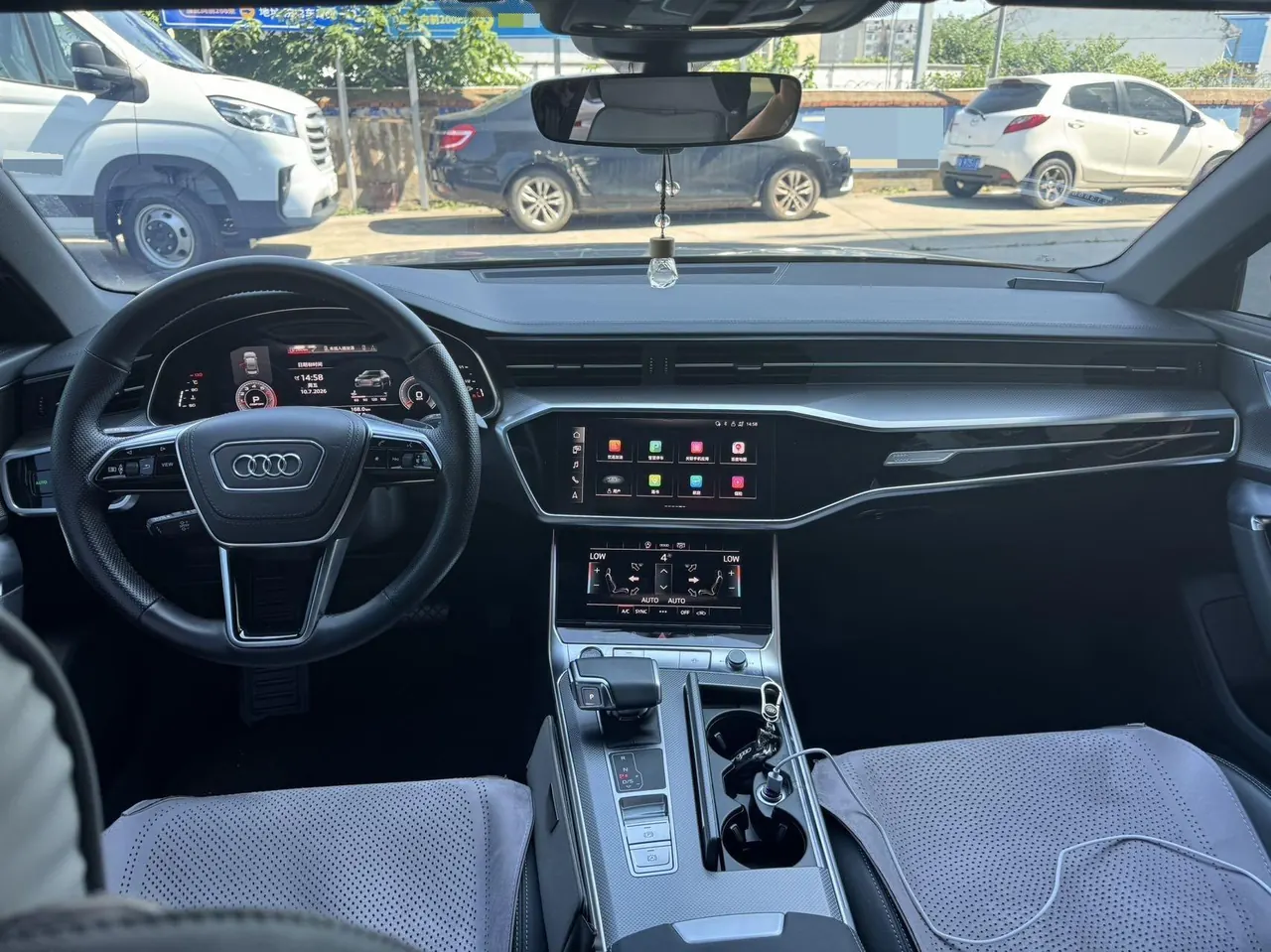 Audi 2024 A6L 2.0TFSI 40TFSI Deluxe Dynamic Automatic 5