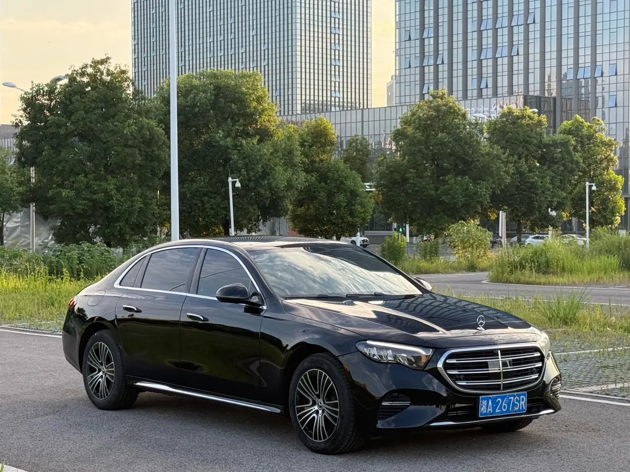 Mercedes Benz E Class 2026 E 260 L 48V 2.0T (modified) automatic gear 4