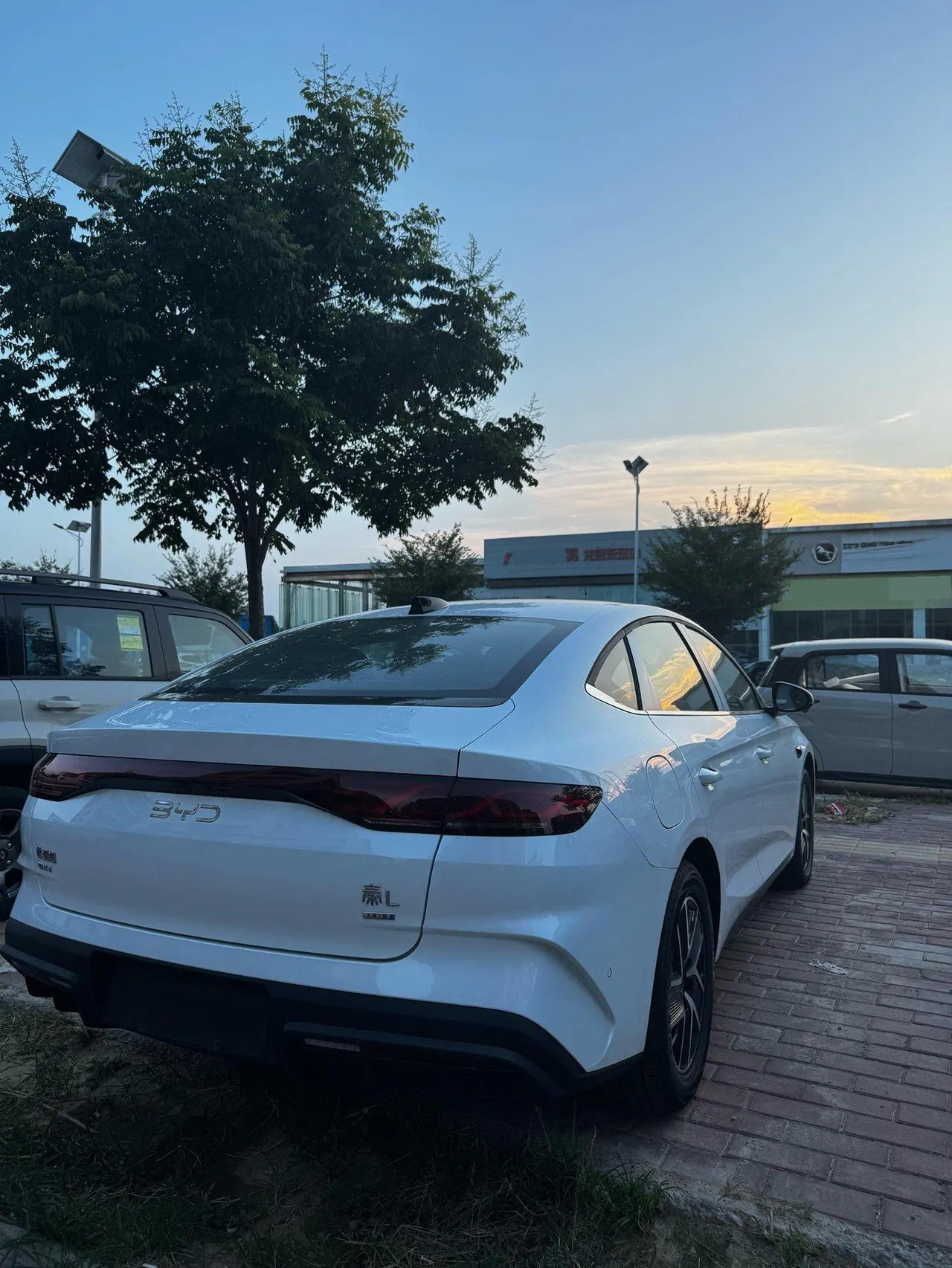 BYD 2026 Qin L DM-i 1.5 stepless 128KM leading automatic gear 5