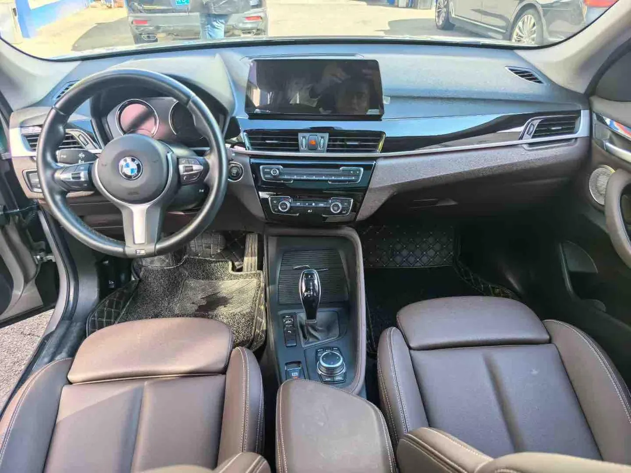 BMW 2022 X1 sDrive25Li 2.0T Leading Automatic Gear 9