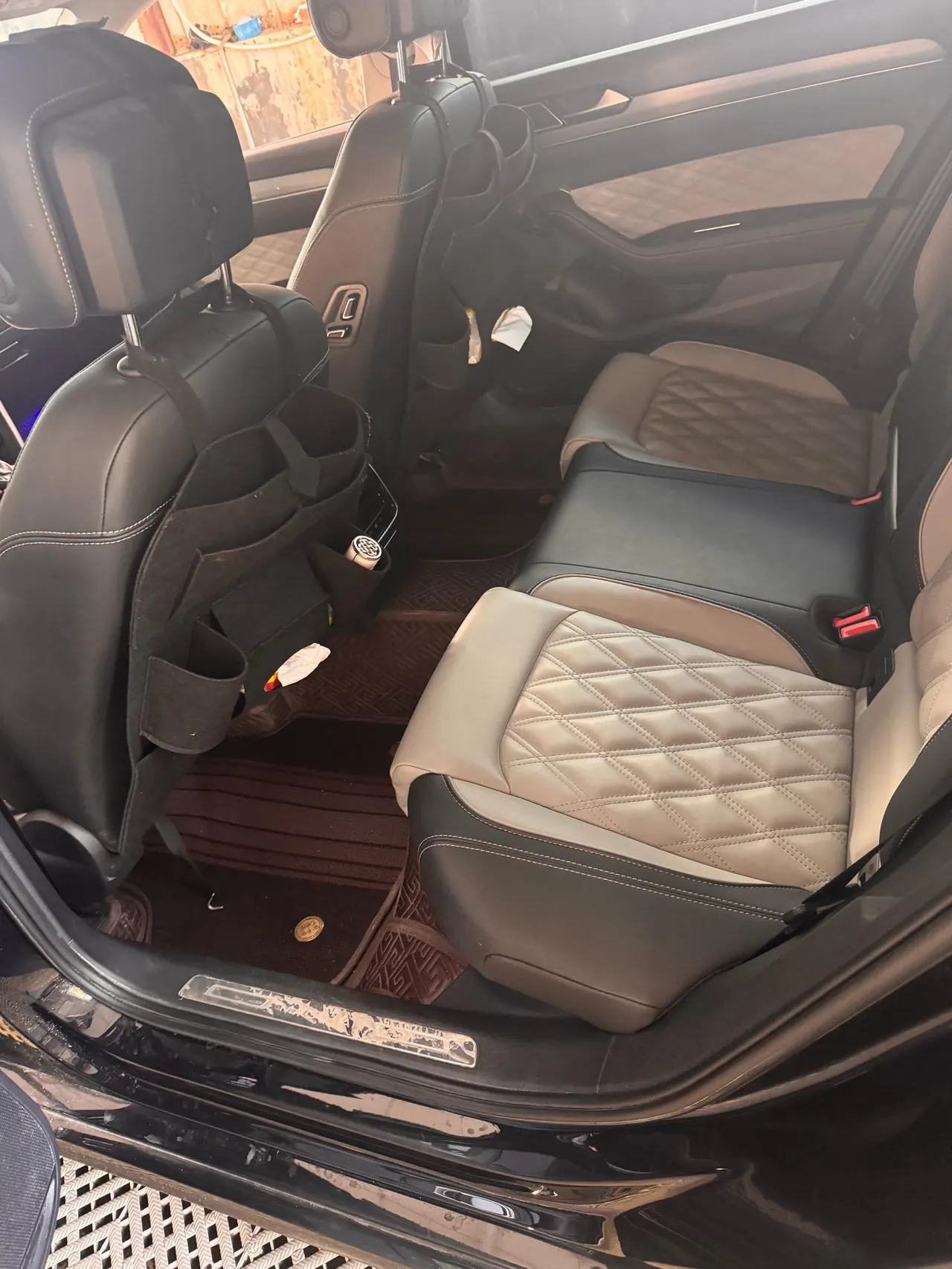 Volkswagen 2023 Magotan 2.0TSI 330TSI 2 million Commemorative Luxury Automatic Gear 4
