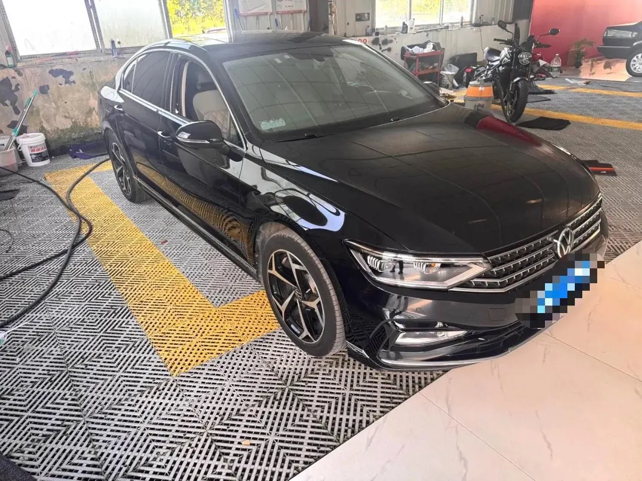 Volkswagen 2023 Magotan 2.0TSI 330TSI 2 million Commemorative Luxury Automatic Gear 5
