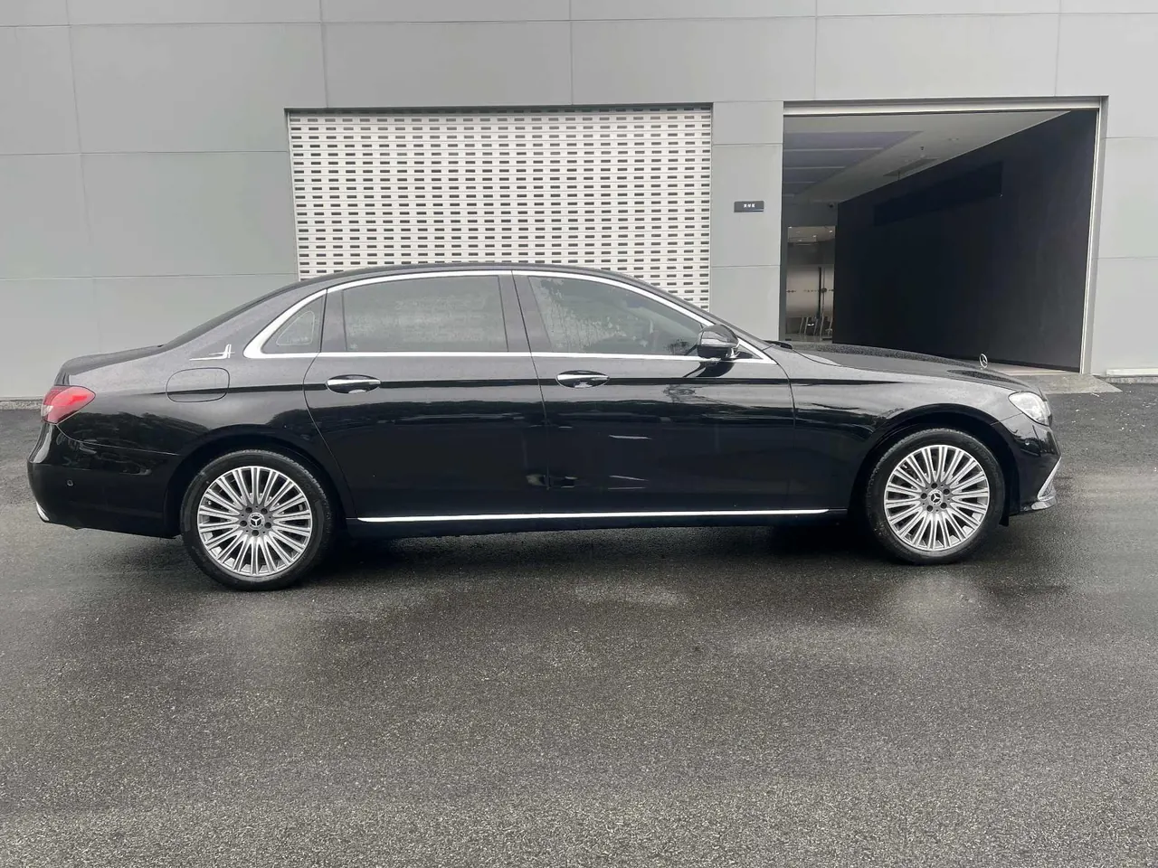 Mercedes Benz E-Class 2023 E 300 L 2.0T Fashion Automatic Gear 4