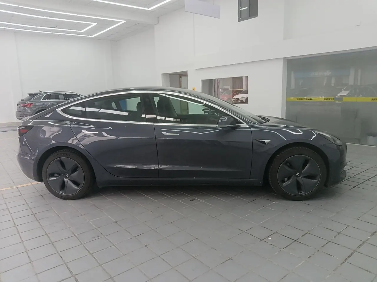 Tesla 2020 Model 3 Standard Endurance Rear Drive Upgraded Automatic Gear 5