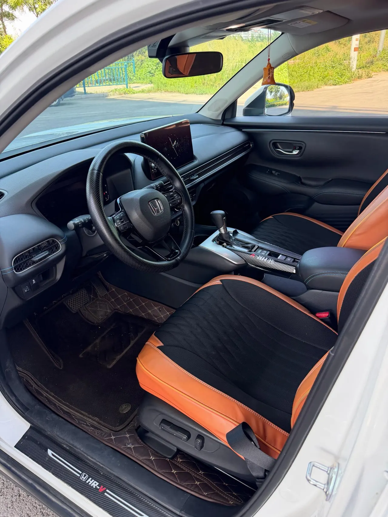 Honda 2023 HR-V 1.5T Stepless 240TURBO Tide Edition Automatic Gear 4