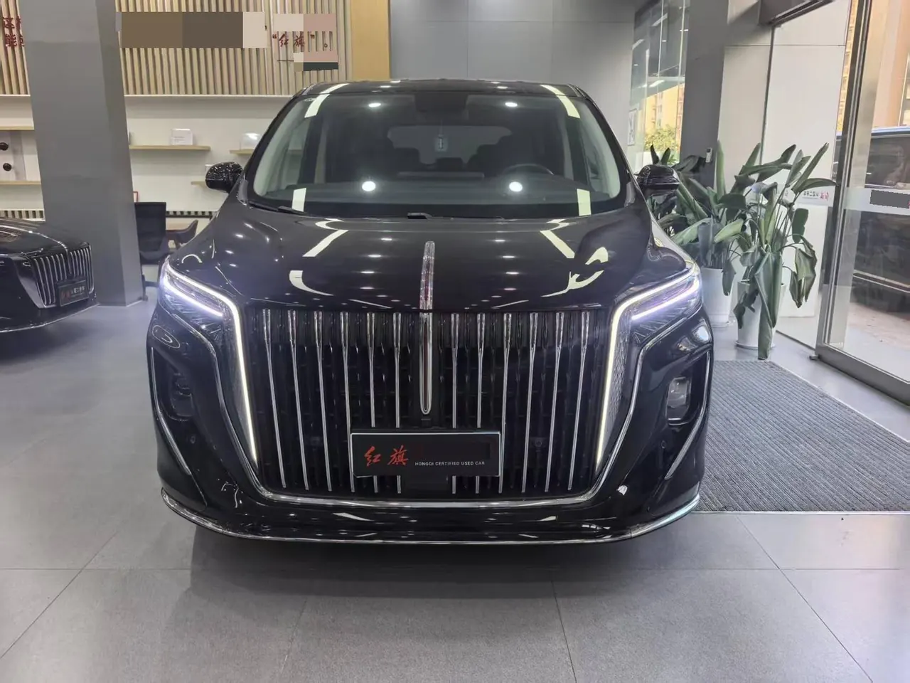 HongQi 2024 HQ9 PHEV 2.0T 4WD Business Edition Automatic Gear 2