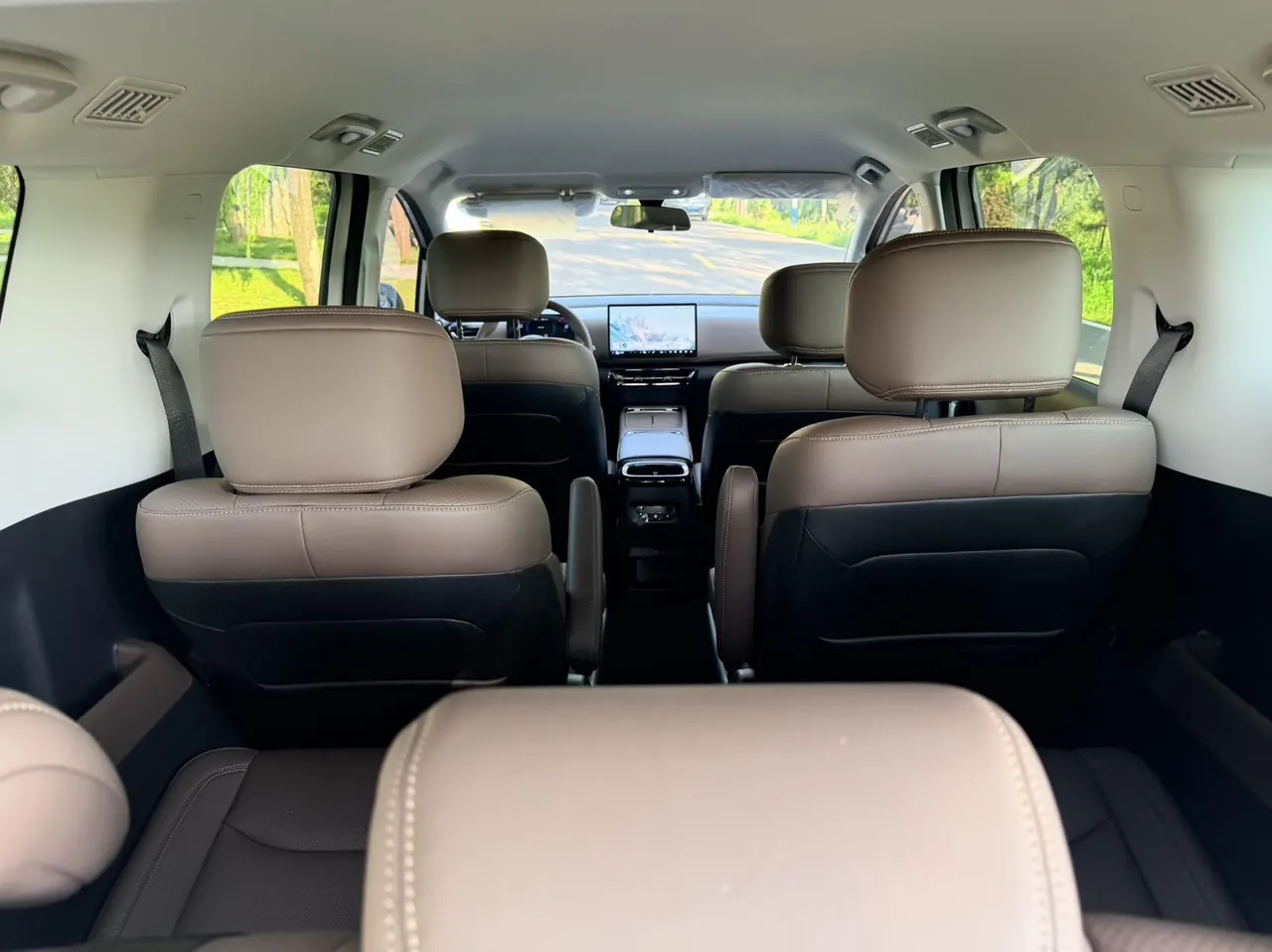 WuLing 2025 Starlight 730 500km Luxury Automatic Gear 5