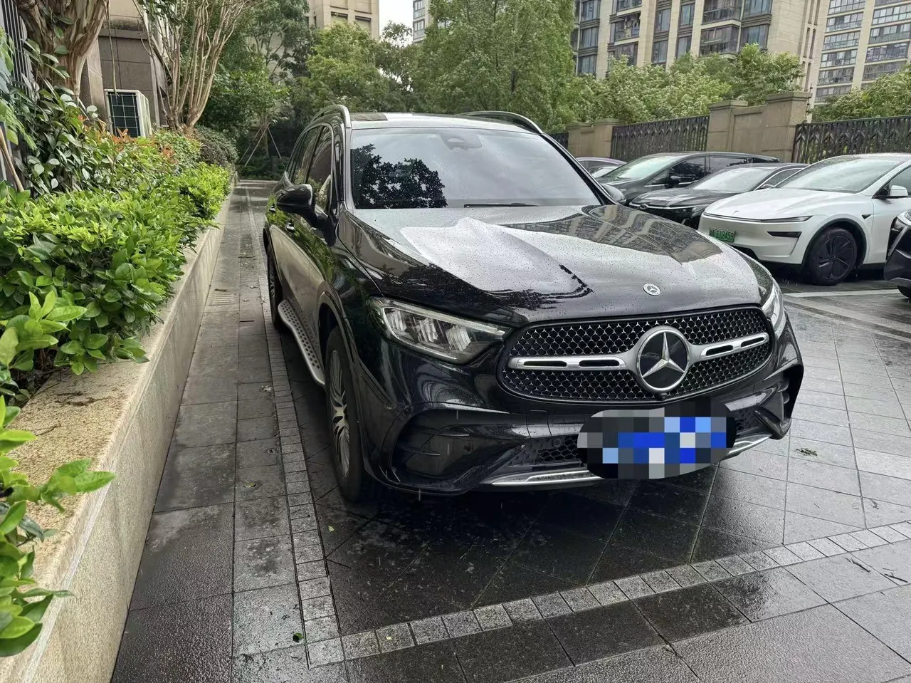 Mercedes Benz 2023 GLC 300 L 4MATIC 48V 2.0T dynamic 5-seat automatic gear 3