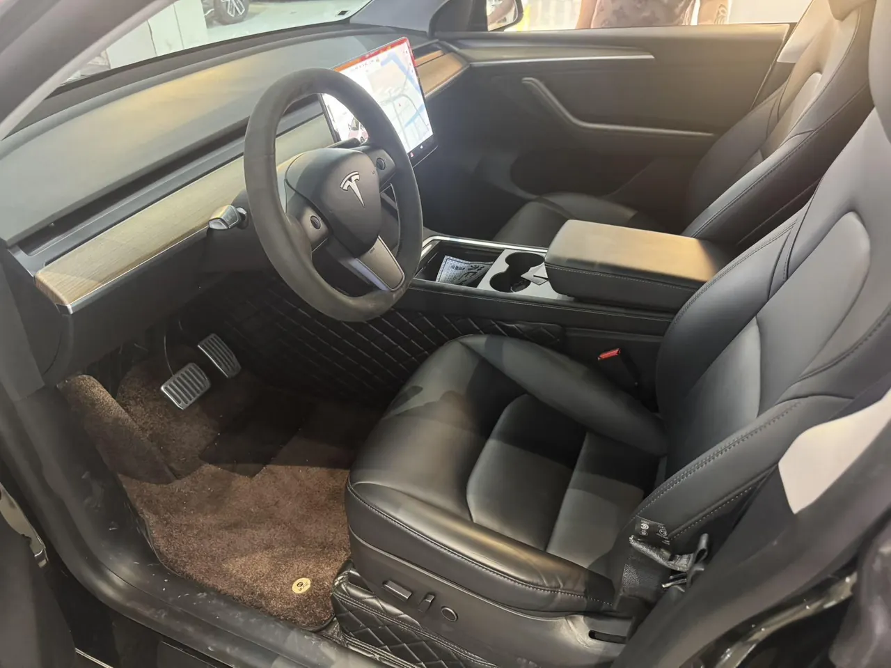 Tesla 2021 Model Y Standard Endurance Rear Drive Automatic Gear 3