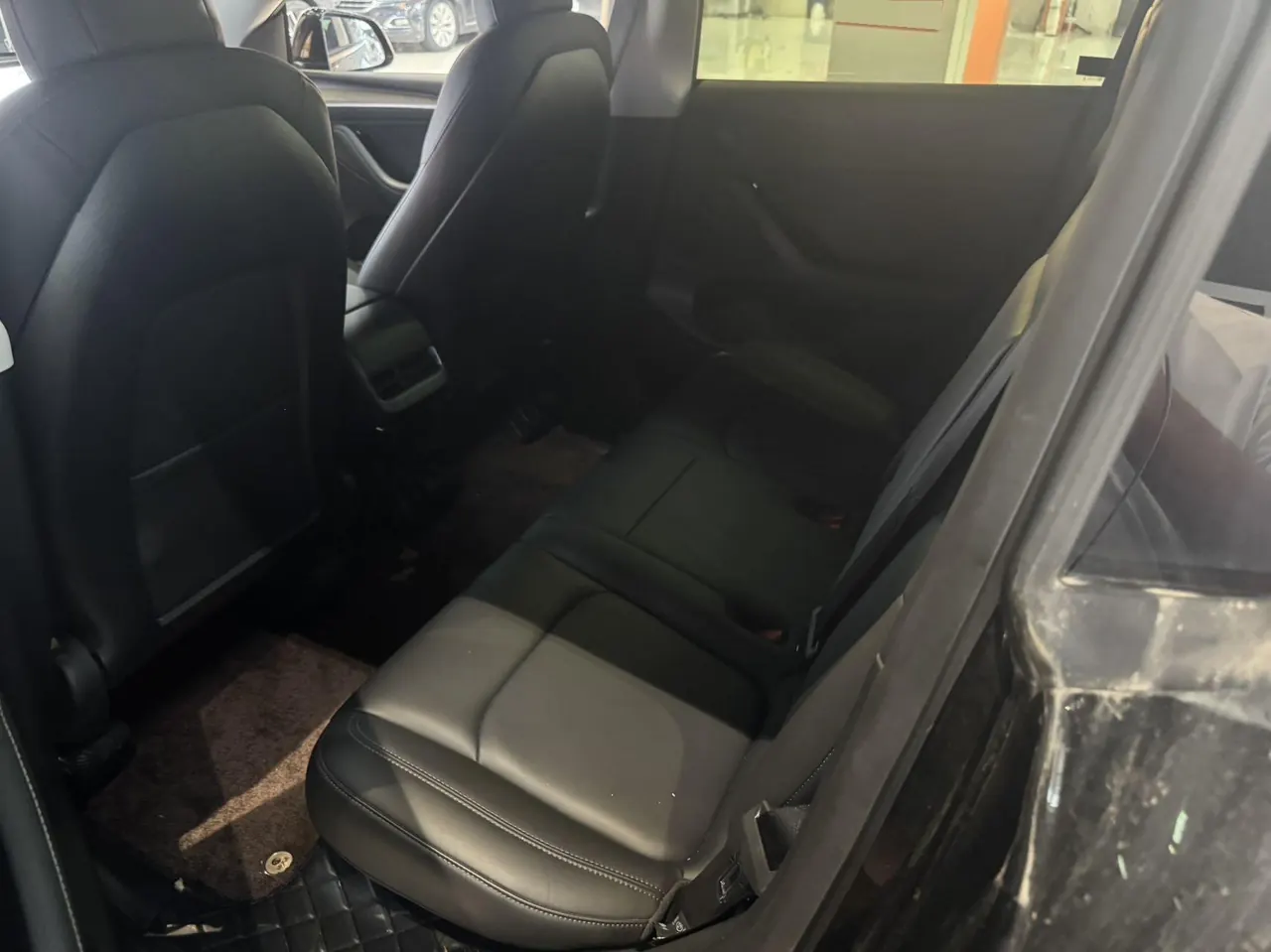 Tesla 2021 Model Y Standard Endurance Rear Drive Automatic Gear 4