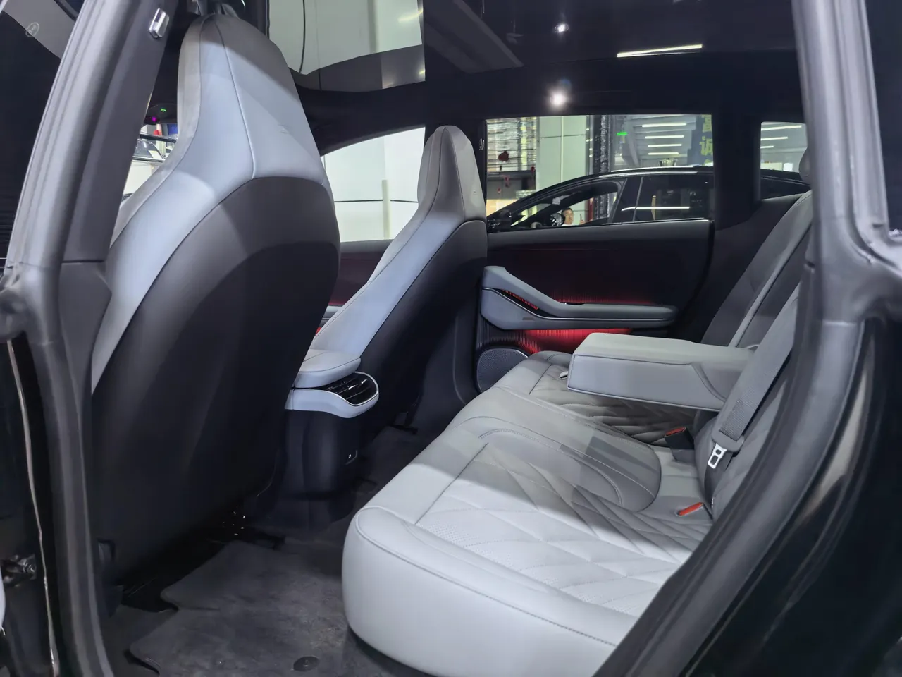 NIO 2026 ET5T 100kWh Touring automatic 7