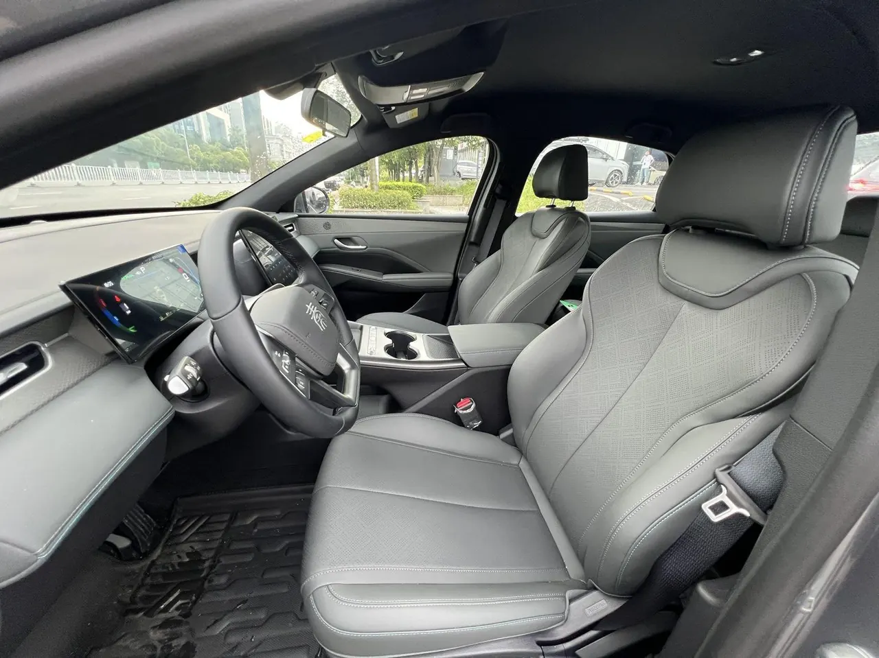 BYD 2026 Qin PLUS DM-i 1.5 CVT 128km Entry-Level Automatic 5