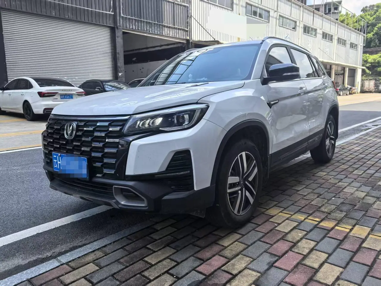 Открыть галерею: ChangAn 2024 CS75 1.5T Enjoy Deluxe Automatic Gear