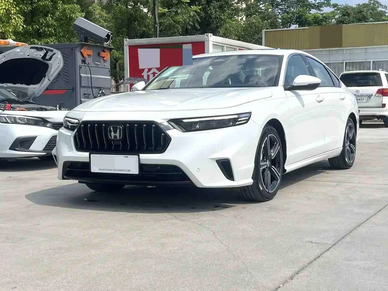 Открыть галерею: Honda 2024 INSPIRE (Yingshi Pai) 1.5T Stepless 260TURBO Ease Edition Automatic Gear