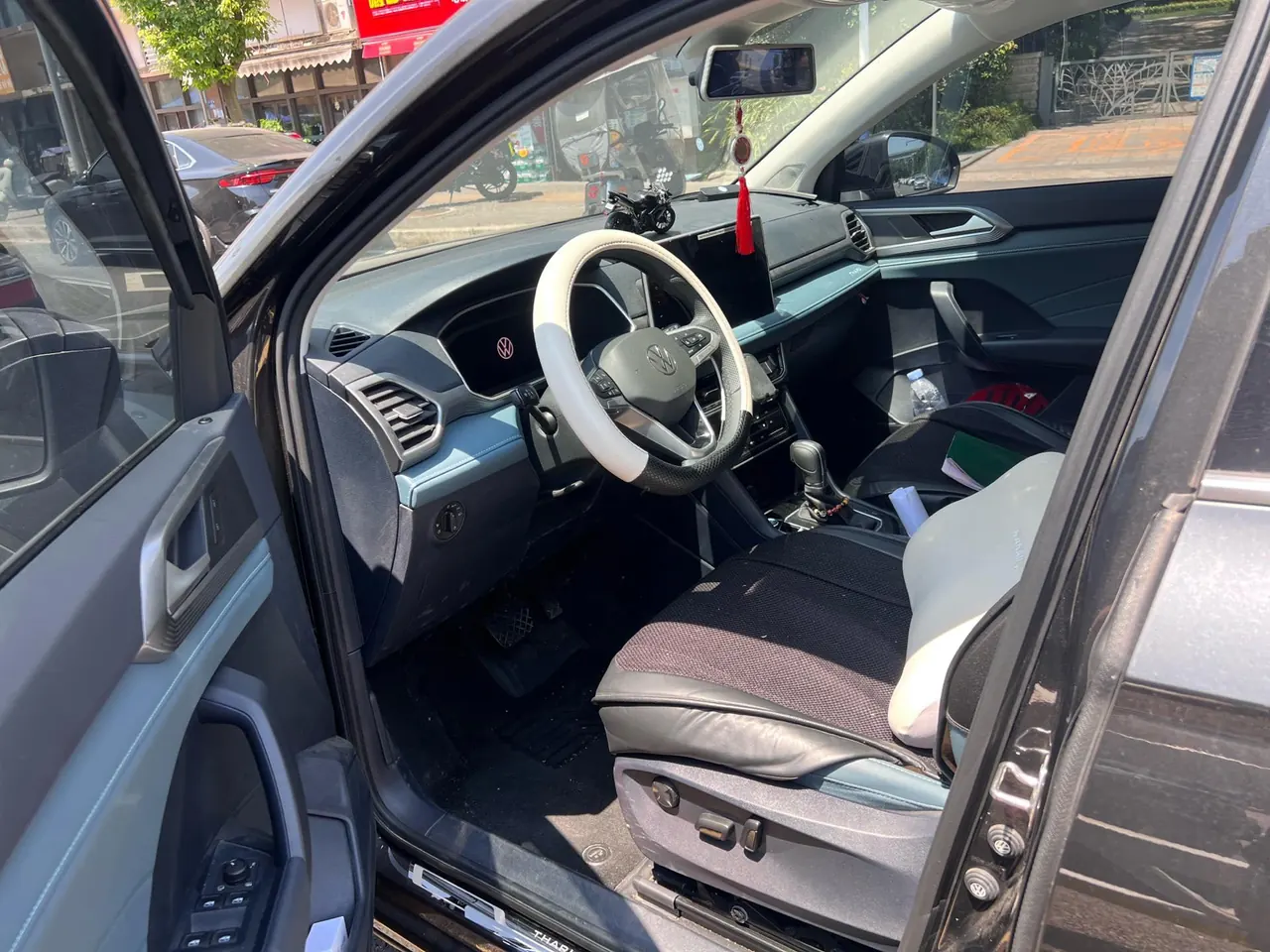 Volkswagen 2024 Tuyue 1.5TSI 300TSI Two-Drive Full Moon Edition Automatic Gear 3