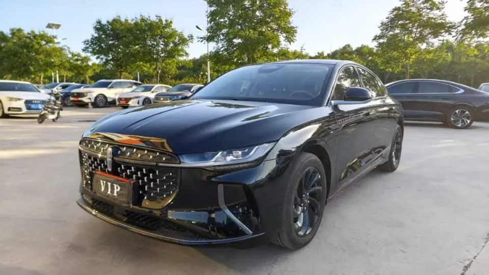 Open image lightbox: Lincoln 2025 Lincoln Z 2.0T Stepless Zunshang Edition Automatic Gear
