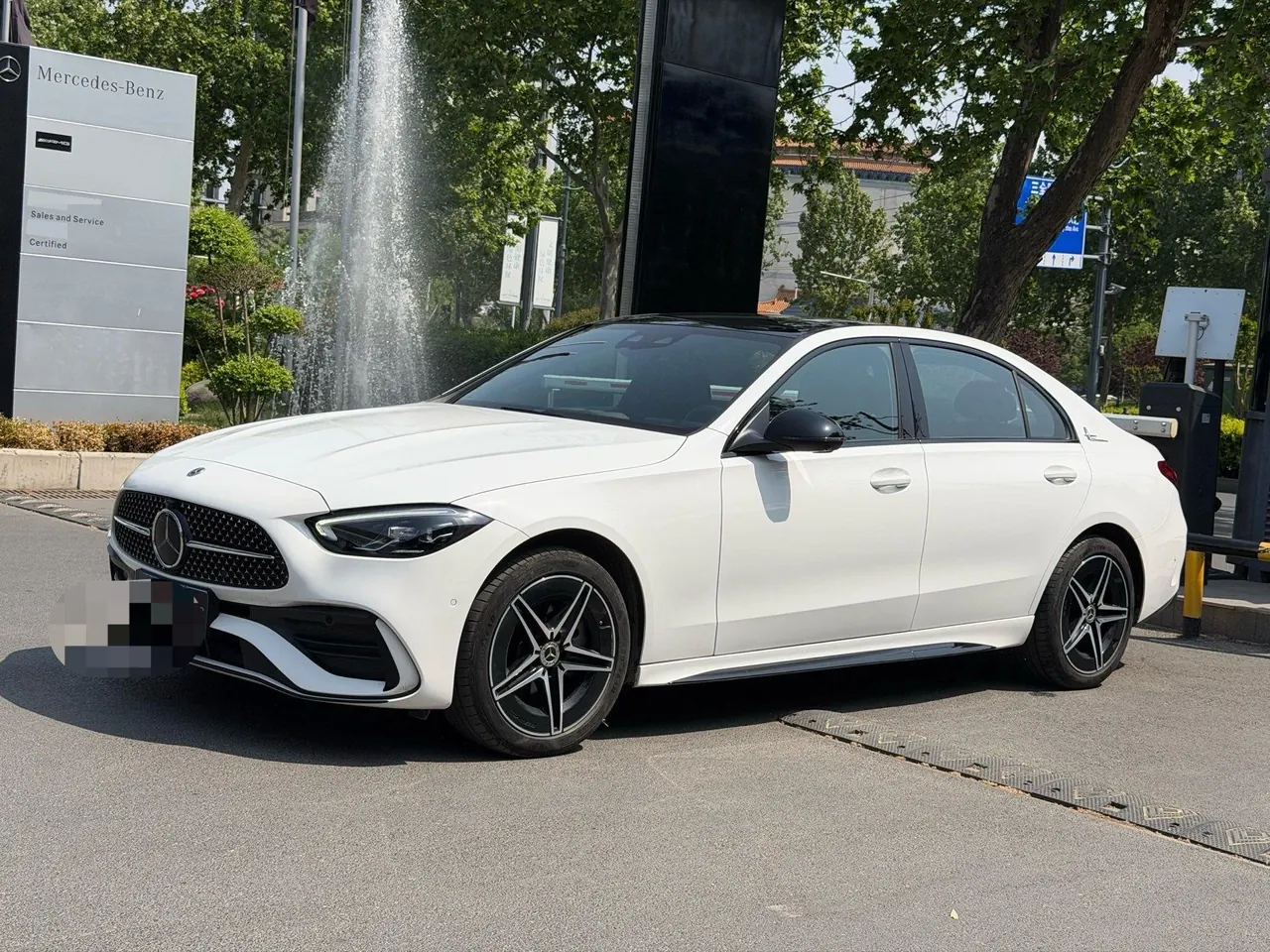 Open image lightbox: Mercedes Benz Class C 2025 C 260 L 48V 1.5T Hao Night Sports Edition Automatic Gear