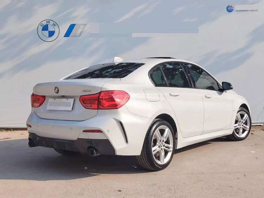 BMW 1 Series 2021 120i 1.5T M Sports Obsidian Night Edition Automatic Gear 4