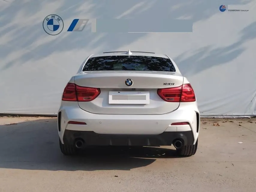 BMW 1 Series 2021 120i 1.5T M Sports Obsidian Night Edition Automatic Gear 5