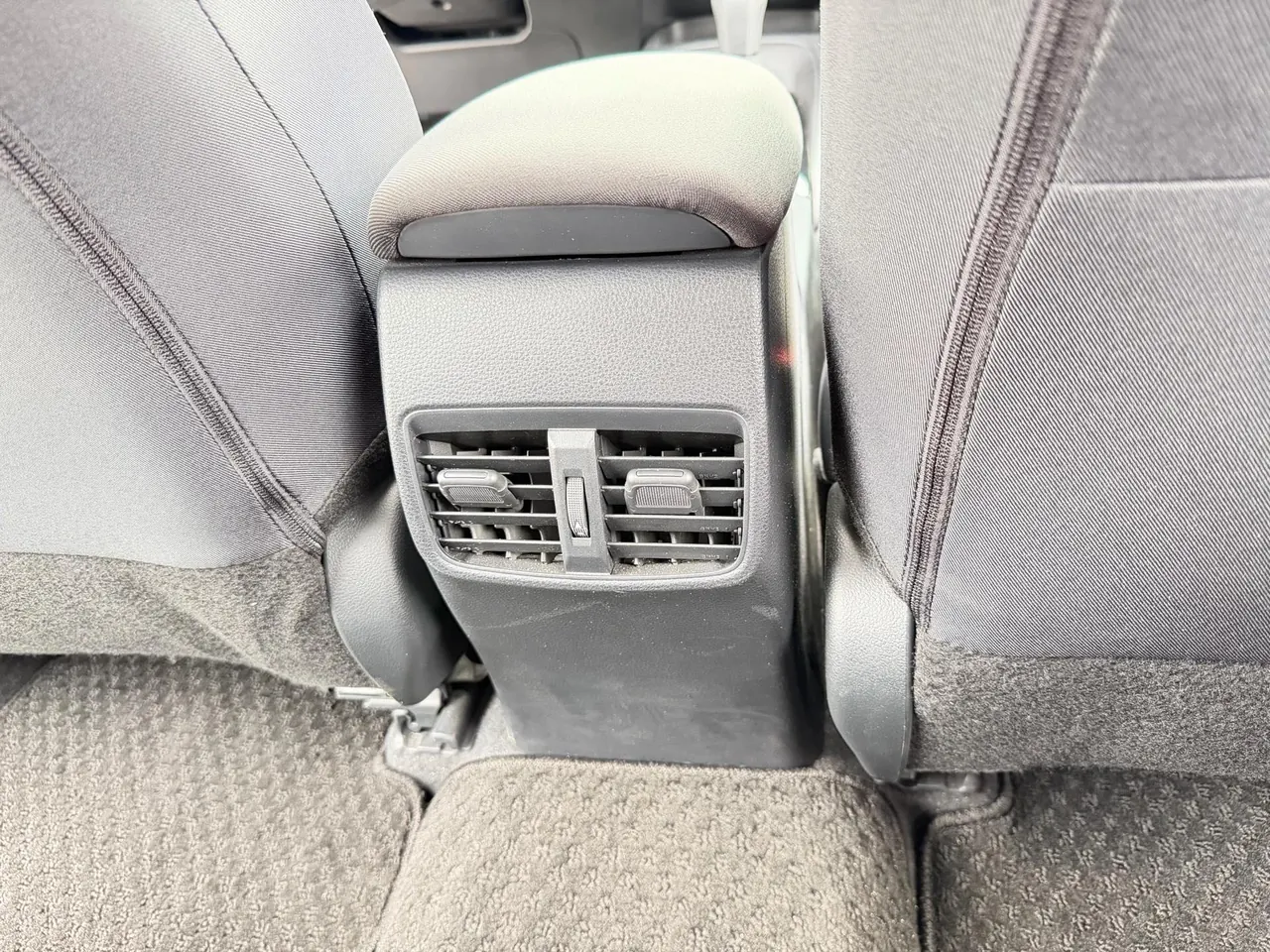 Toyota 2023 Corolla 1.5 Stepless Elite Edition Automatic Transmission 19
