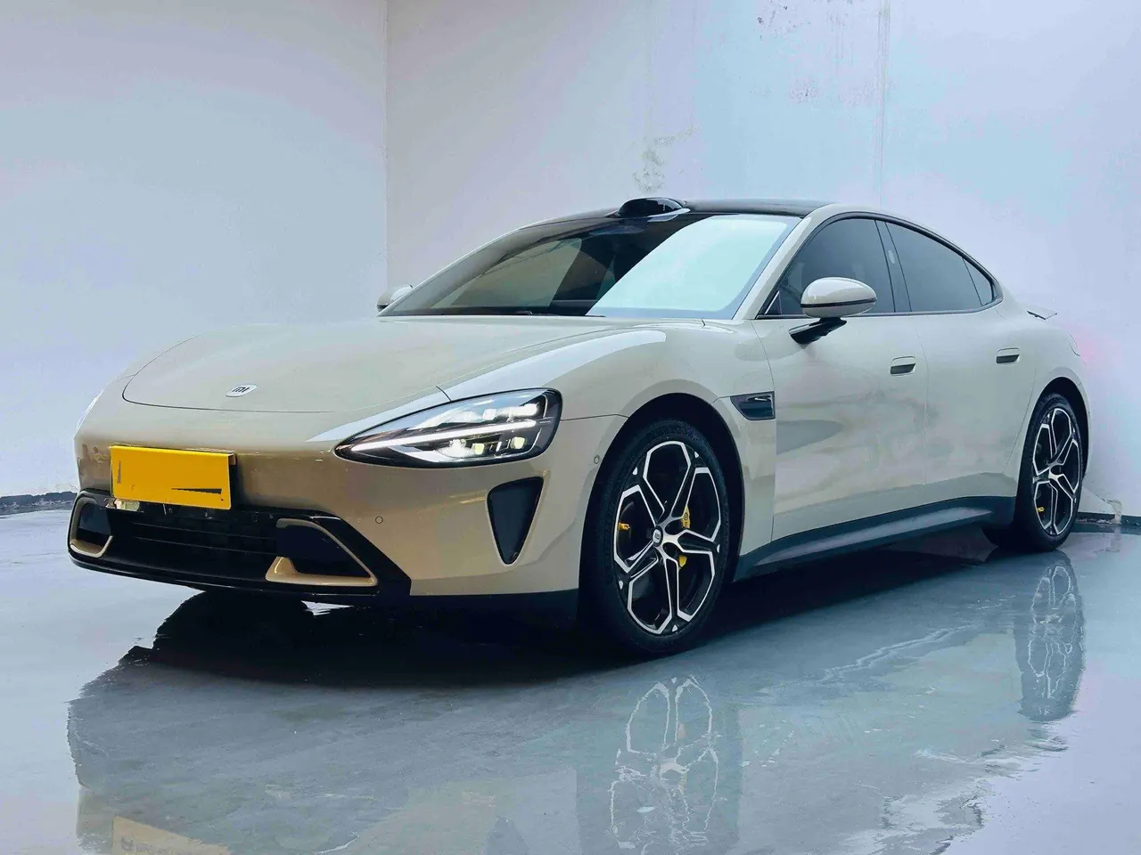 Открыть галерею: MI 2024 SU 7 830km Rear Drive Ultra Long Endurance High-end Smart Drive Pro Edition Automatic Gear