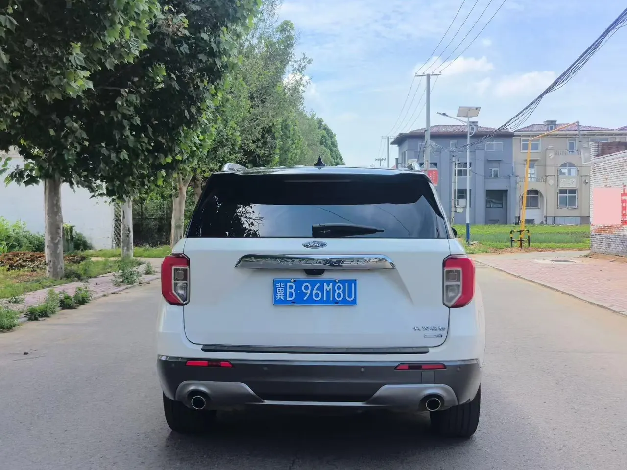 Ford 2020 Explorer 2.3T EcoBoost 285 Four-wheel Drive Titanium Edition 6-seat Automatic Gear 5