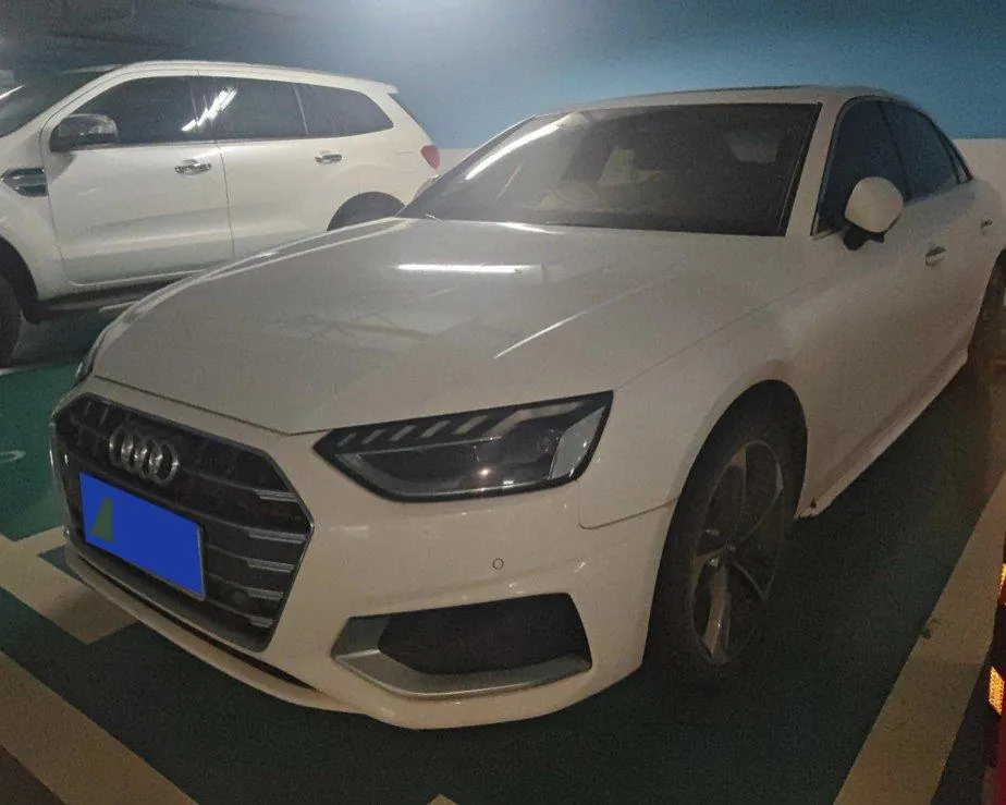 Audi 2020 A4L 2.0TFSI 40TFSI Fashion Elegant Automatic - View 1