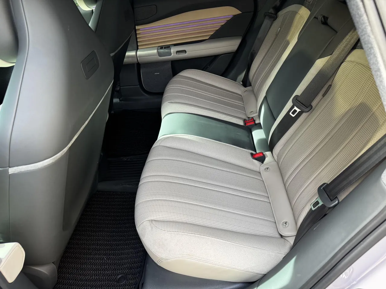 AUDI 2026 E5 Sportback Pioneer Quattro Automatic 5